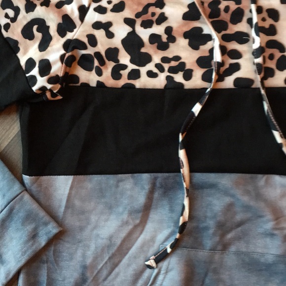 NEW Leopard & TieDye Colorblock Hoodie - Picture 9 of 14